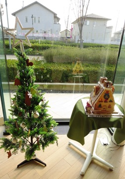 クリスマスツリーとヘキセンハウス